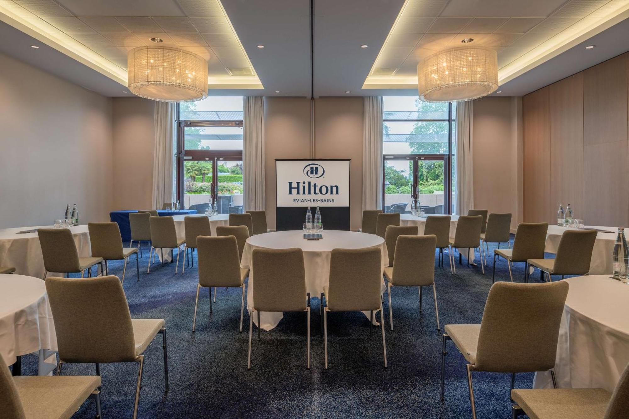 ฮิลตัน เอเวียง เลส์ เบียงส์ Hotel เอวิยงเลบานส์ ภายนอก รูปภาพ