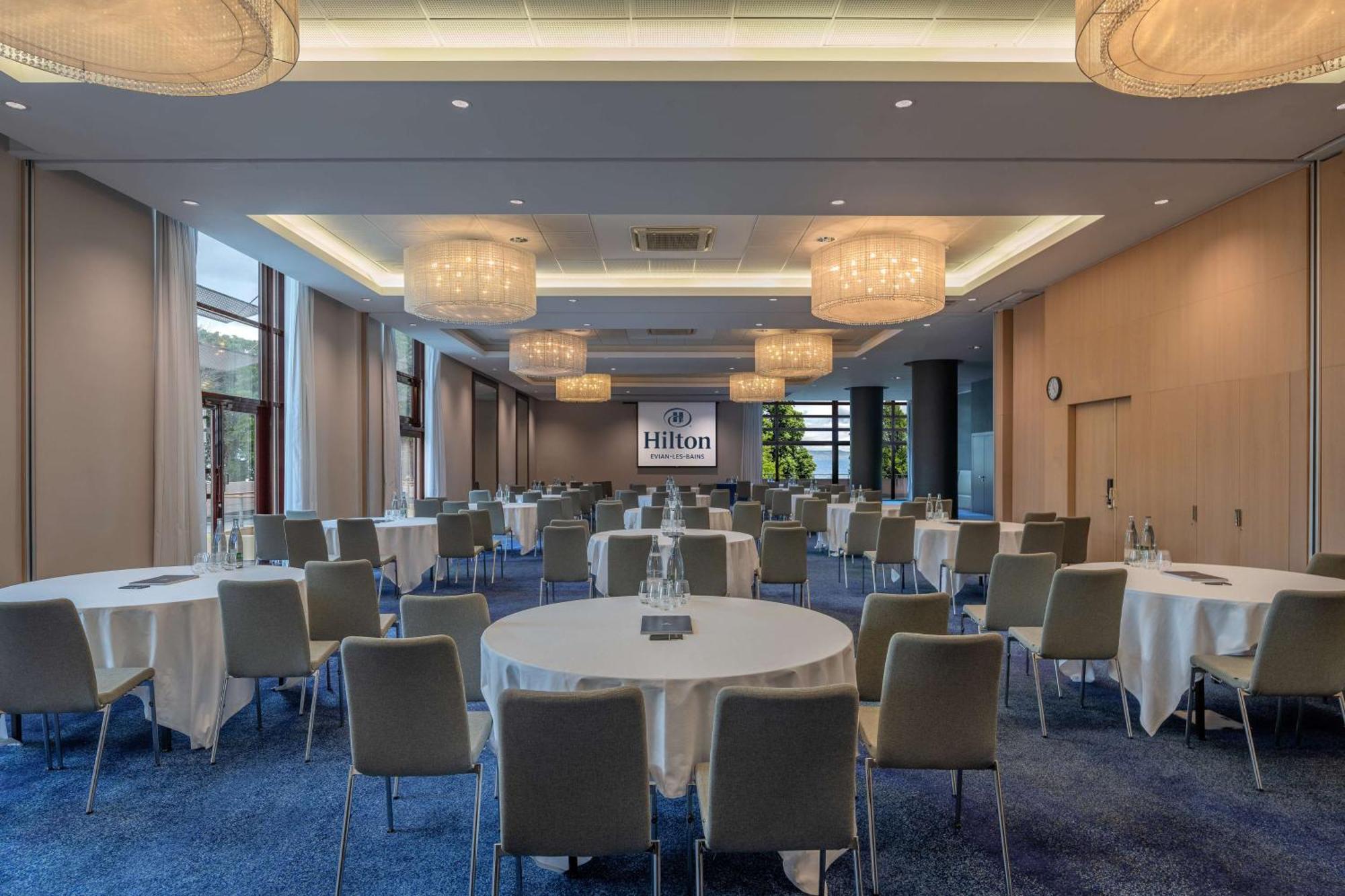ฮิลตัน เอเวียง เลส์ เบียงส์ Hotel เอวิยงเลบานส์ ภายนอก รูปภาพ